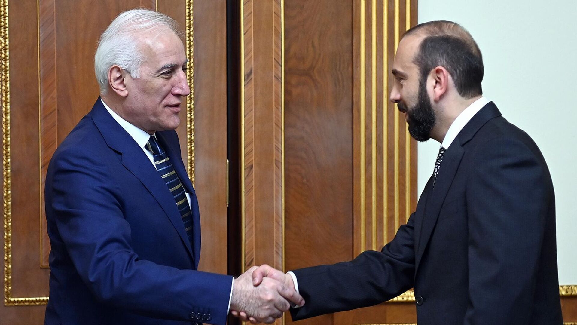 Президент Ваагн Хачатурян принял министра иностранных дел Арарата Мирзояна (6 июня 2024). Еревaн - Sputnik Армения, 1920, 06.06.2024