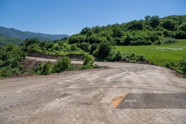 Строящаяся дорога у села Киранц - Sputnik Армения