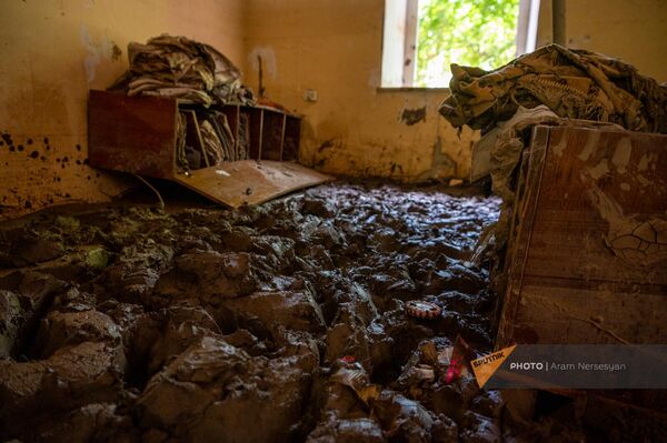 Пострадавший от наводнения дом жителя Станции Ахтала Артура Бекджаняна - Sputnik Армения