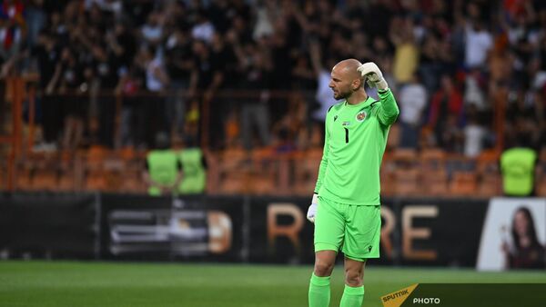 Вратарь сборной Армении по футболу Огнен Чанчаревич во время товарищеского матча по футболу против сборной Казахстана (7 июня 2024). Еревaн - Sputnik Армения