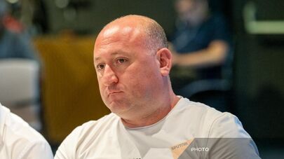 Сурен Саркисян во время международного круглого стола на тему "Внешнеполитические приоритеты России и Армении на постсоветском пространстве: СНГ, ЕАЭС и ОДКБ" (12 июня 2024). Еревaн