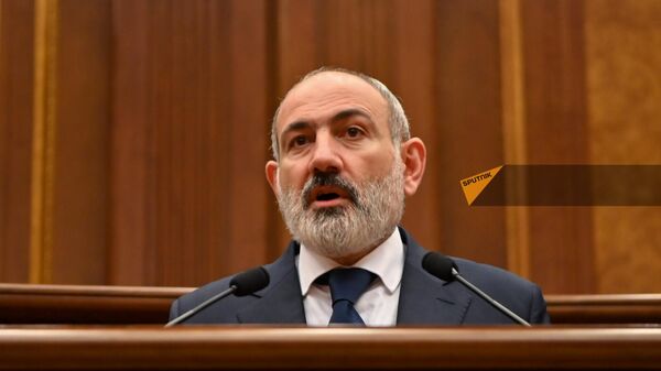 Премьер-министр Никол Пашинян во время Правительственного часа (12 июня 2024). Еревaн - Sputnik Армения