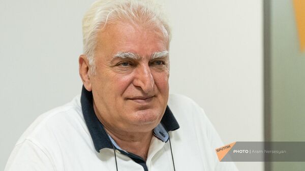 Спортивный комментатор Рудик Барсегян в гостях радио Sputnik - Sputnik Армения