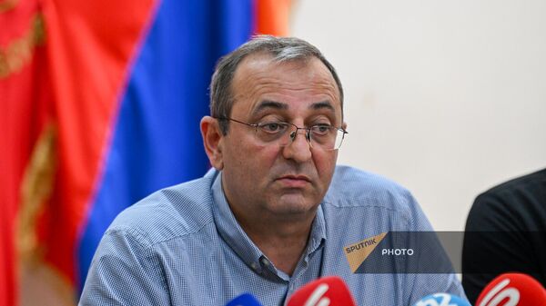 Оппозиция предложит проект по досрочной выдаче пенсионных накоплений карабахцам