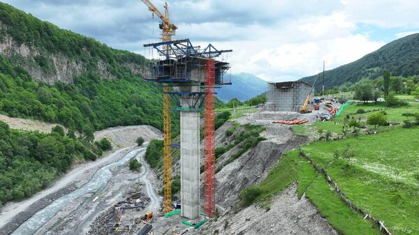 Строительство 23 км автодороги и тоннелей в Грузии к МАПП Верхний Ларс  - Sputnik Армения