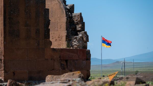 Երերույքի եկեղեցին հայ–թուրքական սահմանին - Sputnik Արմենիա
