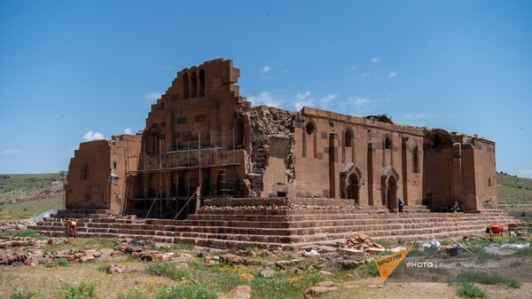Եզակի Երերույք․ ճարտարապետական հրաշք՝ հայ-թուրքական սահմանից մի քանի մետրի վրա