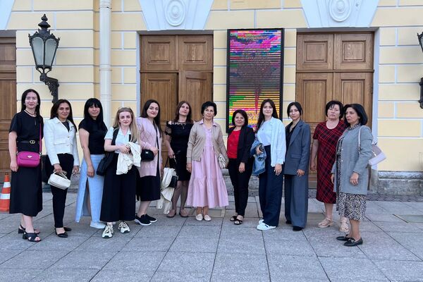 Армянские учителя- русисты в центре Альфа-Диалог в Санкт-Петербурге - Sputnik Армения
