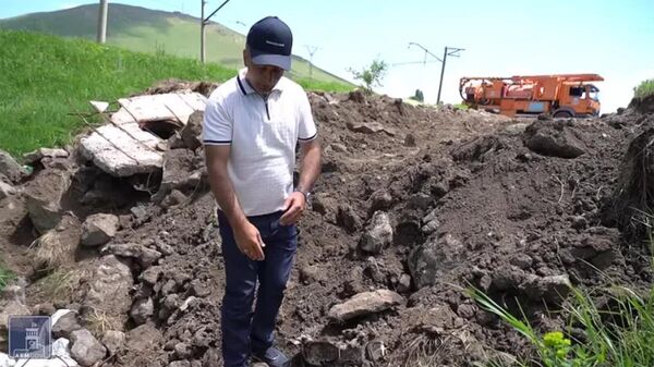 Специалисты восстанавливают канализационный коллектор в городе Севан - Sputnik Արմենիա