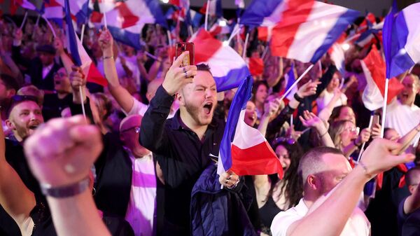 Ֆրանսիացիների արձագանքը խորհրդարանական ընտրությունների առաջին փուլի արդյունքներին - Sputnik Արմենիա