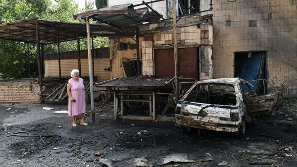 Последствия обстрела со стороны ВСУ Киевского района Донецка - Sputnik Армения