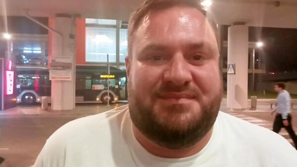 Блогер Бадалян рассказал об инциденте в аэропорту Кишинева - Sputnik Армения