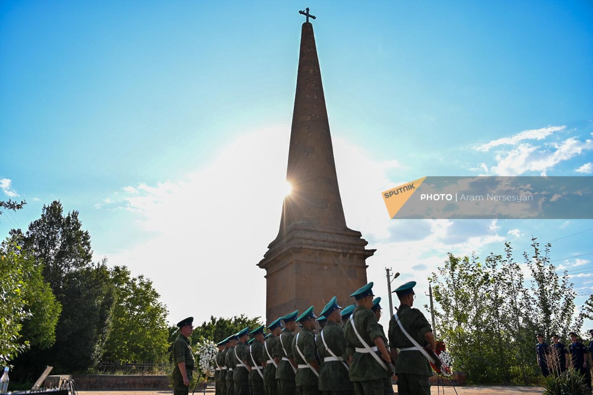 Торжественное мероприятие по случаю 197-й годовщины Ошаканской битвы в память о русских воинах и армянских добровольцах у памятника Героям Ошакана (16 августа 2024). Ошакан - Sputnik Армения, 1920, 16.08.2024