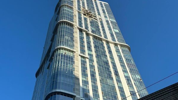 Последствия атаки украинского БПЛА по ЖК (26 августа 2024). Саратов - Sputnik Армения