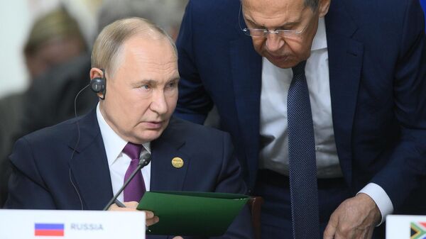 Վլադիմիր Պուտինն ու Սերգեյ Լավրովը - Sputnik Արմենիա