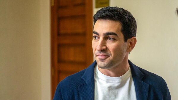 Левон Кочарян перед началом судебного заседания (31 октября 2024). Еревaн - Sputnik Армения