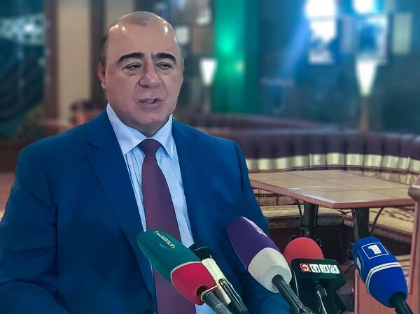 Без проклятых ухабов, или Как пандемия коронавируса помогла жителям Гюмри - Sputnik Армения