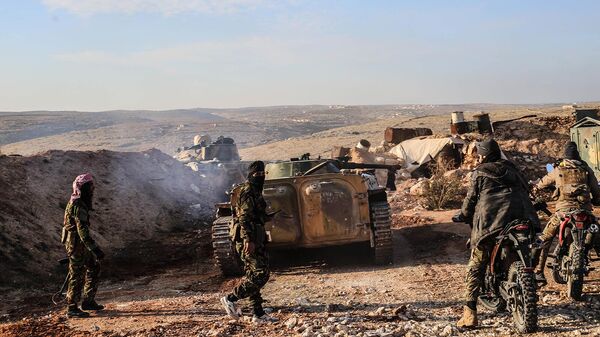 Столкновения между оппозиционной вооруженной группировкой Хая Тахрир аш-Шам и провластных сил в сельских районах провинции Алеппо (27 ноября 2024). Сирия - Sputnik Армения