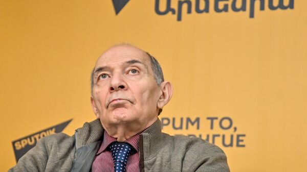 Գևորգ Պողոսյան - Sputnik Արմենիա