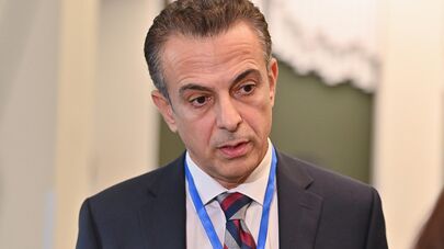 Профессор Стэнфордского университета, доктор политологии Артур Хачикян во время панельной дискуссии на тему "Участие Армении в интеграционных процессах" (10 декабря 2024). Еревaн