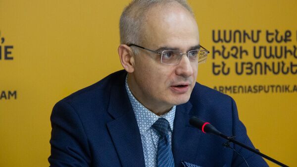 Լևոն Զուրաբյան - Sputnik Արմենիա