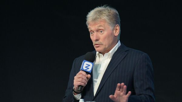 Пресс-секретарь президента РФ Дмитрий Песков выступает на тему Роль России в мире будущего: изменение миропорядка, новые друзья и партнёры (6 ноября 2024). Москвa - Sputnik Армения