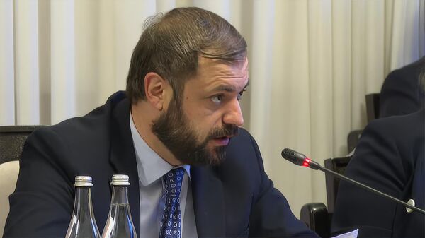 Министр экономики Геворк Папоян на очередном заседании правительства Армении (6 февраля 2025). Еревaн - Sputnik Армения