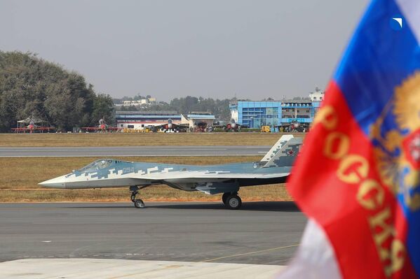 Cу-57 готовится ко взлету - Sputnik Армения