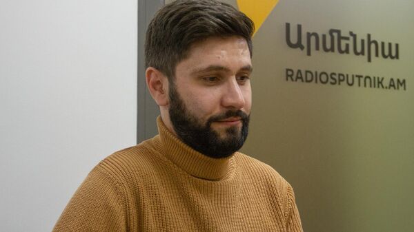 Бениамин Матевосян в гостях радио Sputnik - Sputnik Армения
