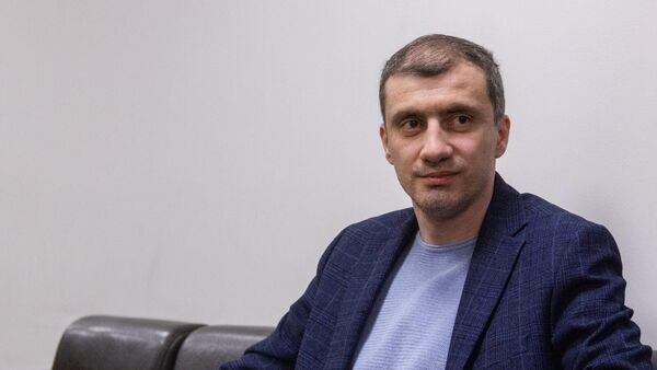 Месроп Аракелян в гостях радио Sputnik - Sputnik Армения