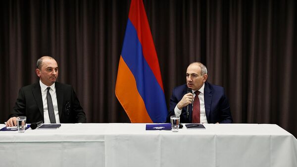 Նիկոլ Փաշինյանն ու Վիկտոր Ենգիբարյանը - Sputnik Արմենիա