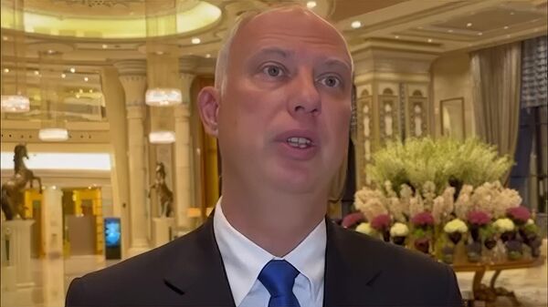 Генеральный директор Российского фонда прямых инвестиций Кирилл Дмитриев отвечает на вопросы журналистов (18 февраля 2025). Эр-Рияд - Sputnik Армения