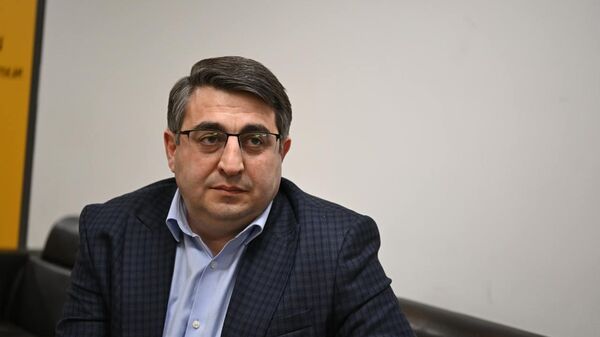 Սիմոն Բաբայան - Sputnik Արմենիա