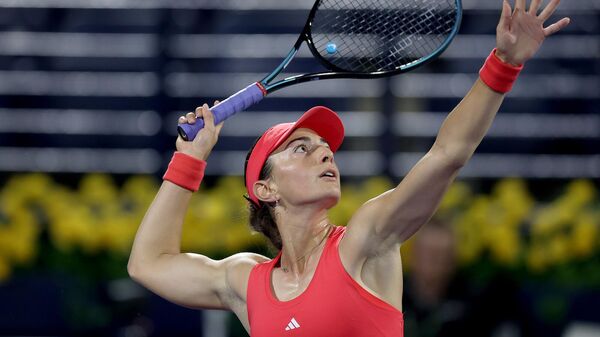 Элина Аванесян в матче первого круга второго дня турнира Dubai Duty Free Tennis Championships против Мирры Андреевой (17 февраля 2025). Дубай - Sputnik Армения