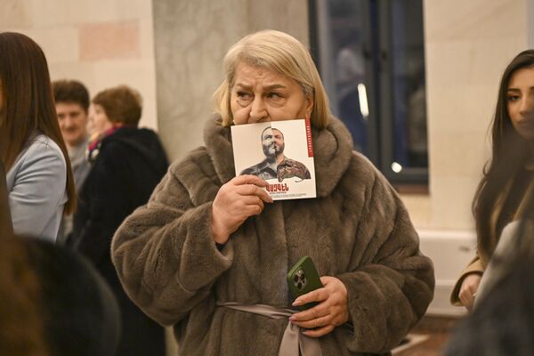 Премьера фильма &quot;Вазген, последний Спарапет&quot; в кинотеатре &quot;Москва&quot; - Sputnik Армения
