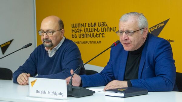 Лидер партии Демократическая альтернатива Сурен Суренянц на пресс-конференции (12 марта 2025). Еревaн - Sputnik Արմենիա