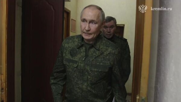 «Освобождено более 1100 квадратных километров территории», — начальник Генштаба ВС РФ Герасимов доложил Путину об освобождении Курской области - Sputnik Արմենիա