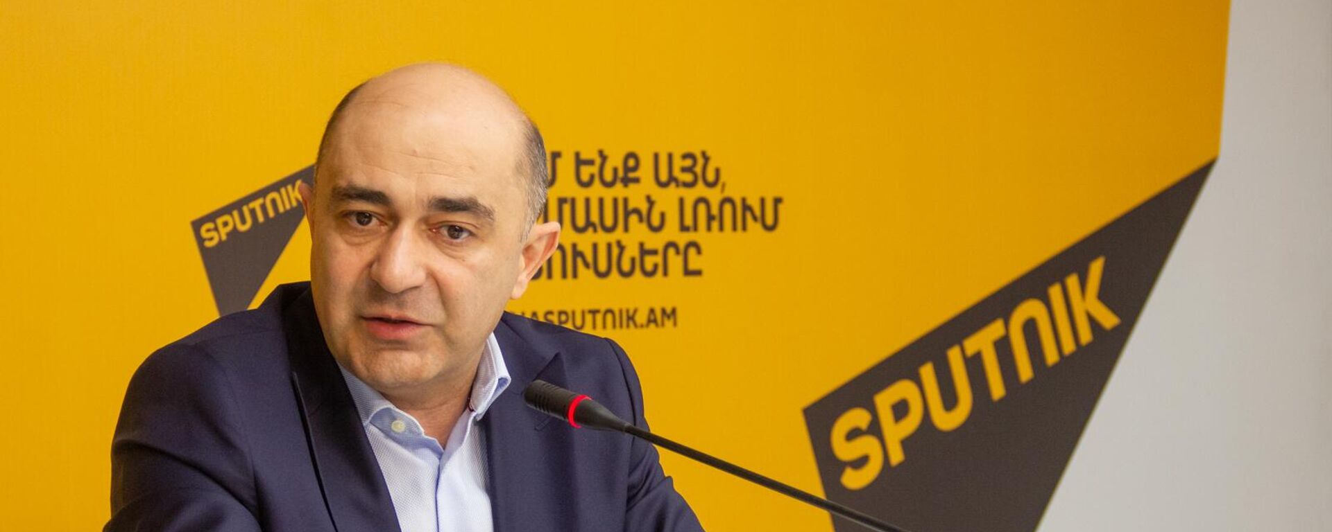 Лидер партии Просвещенная Армения Эдмон Марукян проводит пресс-конференцию (14 марта 2025). Еревaн - Sputnik Армения, 1920, 14.03.2025