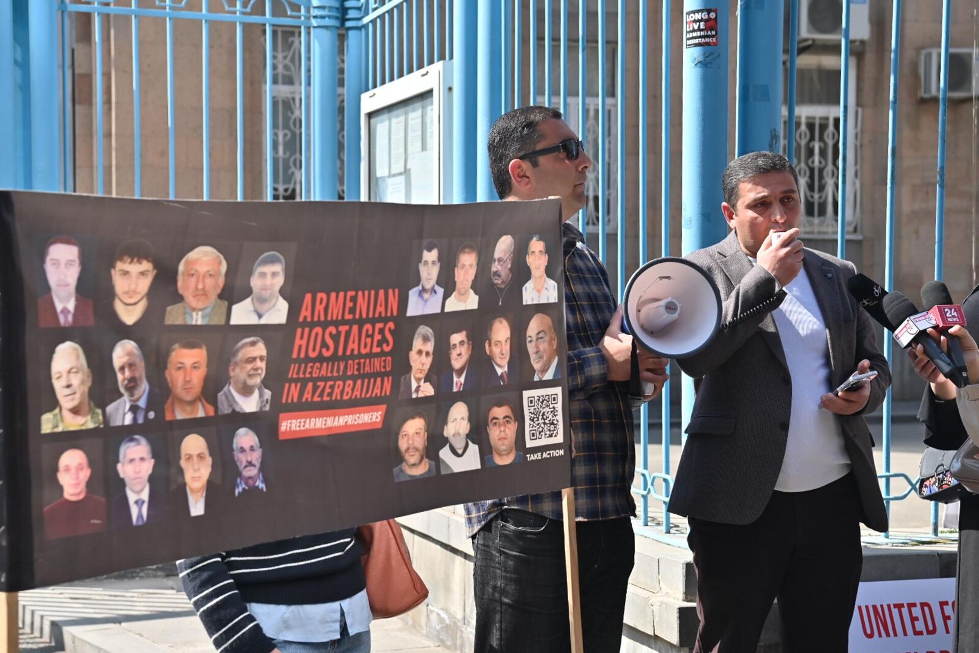 Акция протеста перед офисом ООН с требованием к представителям ООН присутствовать на судебном заседании над удерживаемыми в Баку армянскими пленными (14 марта 2025). Еревaн Акция протеста перед офисом ООН с требованием к представителям ООН присутствовать на судебном заседании над удерживаемыми в Баку армянскими пленными (14 марта 2025). Еревaн - Sputnik Արմենիա, 1920, 14.03.2025