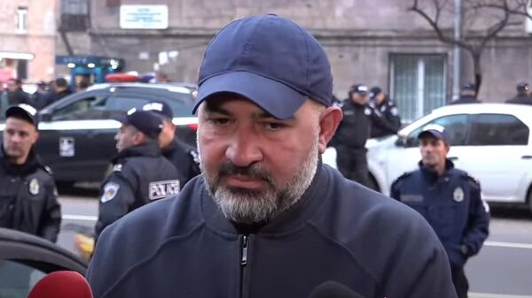 Ի՞նչ էր առաջարկել Բաքուն․ Եվլախում բանակցողներից Մելքումյանը խոստանում է մանրամասներ ասել - Sputnik Արմենիա