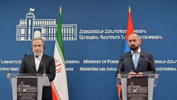 Աբբաս Արաղչին և Արարատ Միրզոյանը - Sputnik Արմենիա