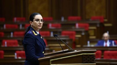 Генпрокурор Анна Вардапетян на очередном заседании НС (26 марта 2025). Еревaн