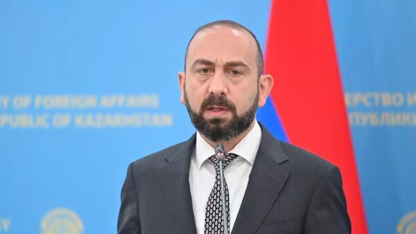 Արարատ Միրզոյան - Sputnik Արմենիա
