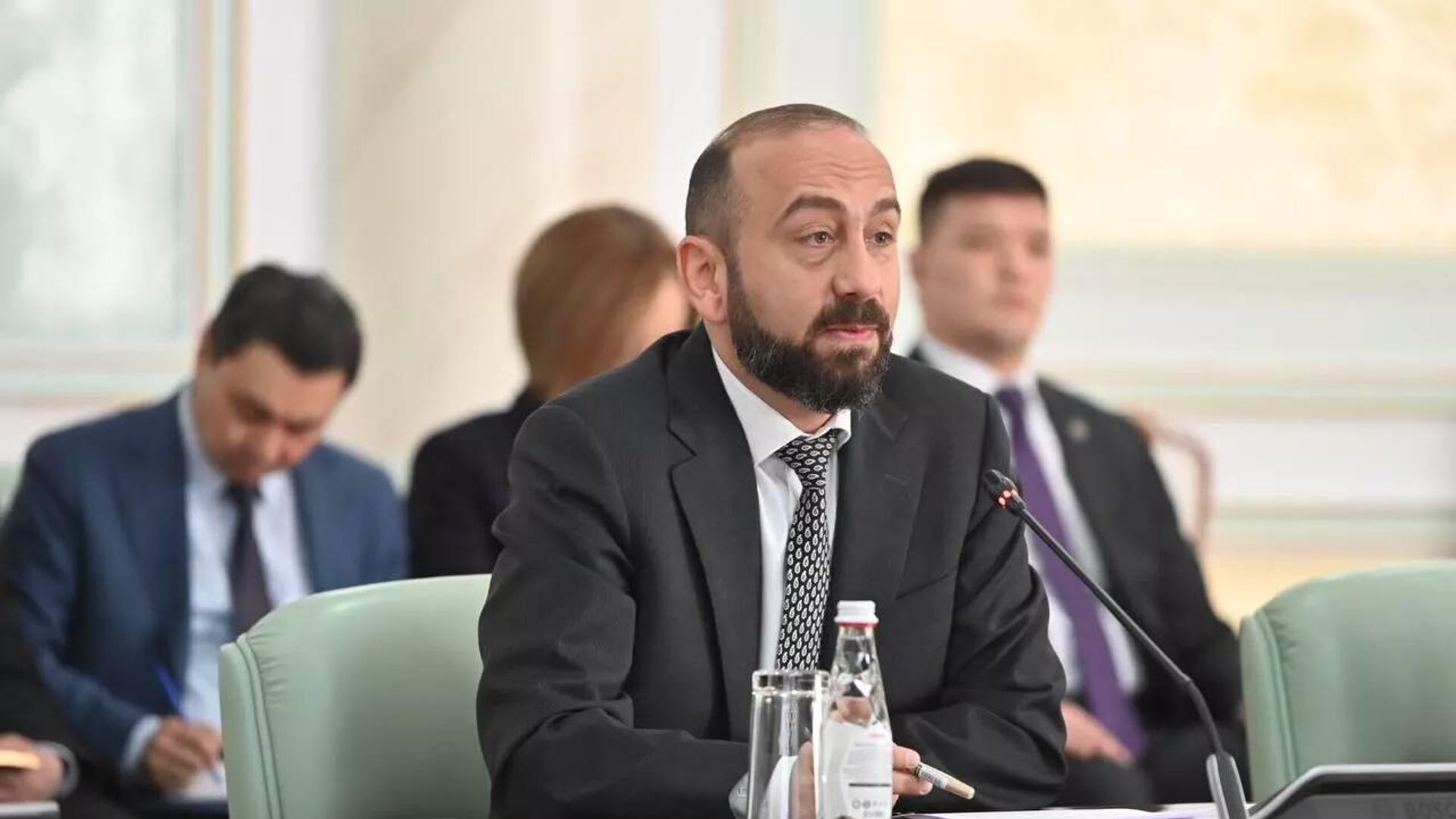 Встреча глав МИД Армении и Казахстана Арарата Мирзояна и Мурата Нуртлеу (27 марта 2025). Астана Встреча глав МИД Армении и Казахстана Арарата Мирзояна и Мурата Нуртлеу (27 марта 2025). Астана - Sputnik Армения, 1920, 27.03.2025