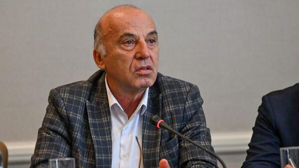 Թաթուլ Մանասերյան - Sputnik Արմենիա