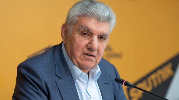 Пресс-конференция президента Союза армян России Ара Абрамяна (31 марта 2025). Еревaн - Sputnik Армения