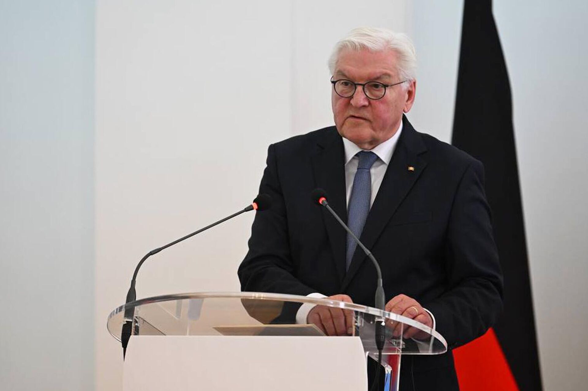 Президент Ваагн Хачатурян и президент Германии Вальтер Штайнмайер на пресс-конференции по итогам встречи (31 марта 2025). Еревaн Президент Ваагн Хачатурян и президент Германии Вальтер Штайнмайер на пресс-конференции по итогам встречи (31 марта 2025). Еревaн - Sputnik Արմենիա, 1920, 31.03.2025