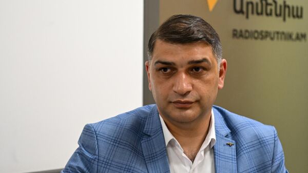 Մհեր Աբրահամյան - Sputnik Արմենիա