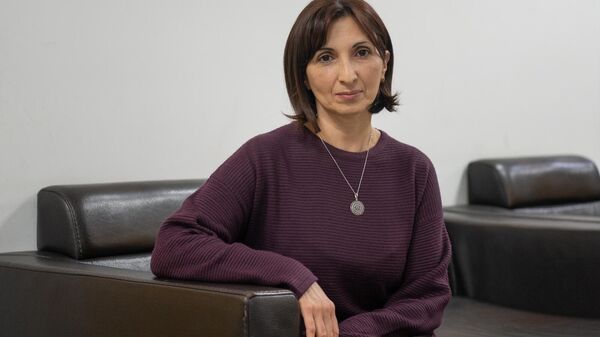 Представитель Центра поддержки женщин, правозащитник Зара Ованнисян в гостях радио Sputnik - Sputnik Армения