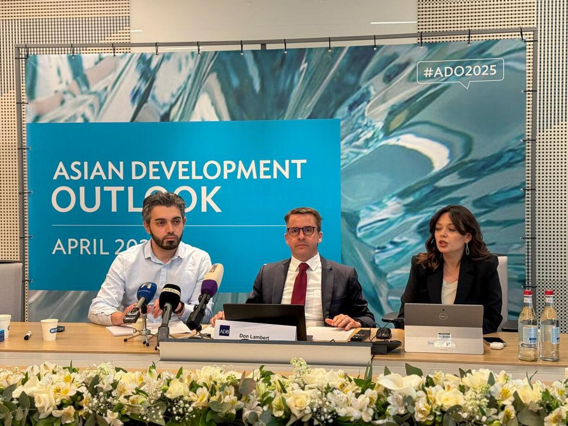 Презентация доклада Перспективы азиатского развития 2025 (9 апреля 2025). Еревaн Презентация доклада Перспективы азиатского развития 2025 (9 апреля 2025). Еревaн - Sputnik Արմենիա, 1920, 09.04.2025